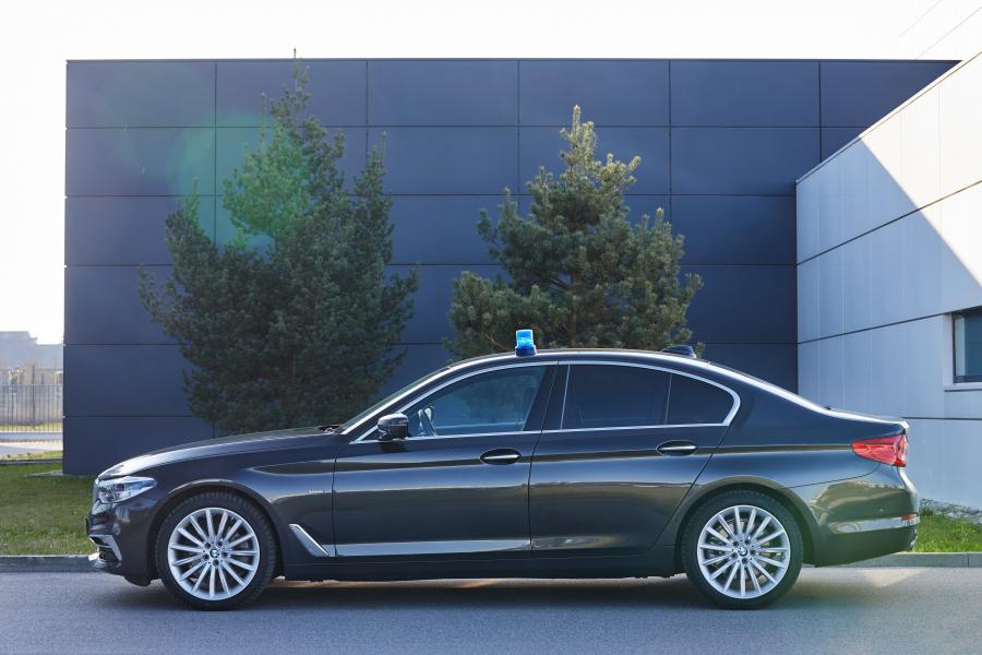  BMW 520d Sedan Luxury Line Security 2017 года  (фото 3 из 3)